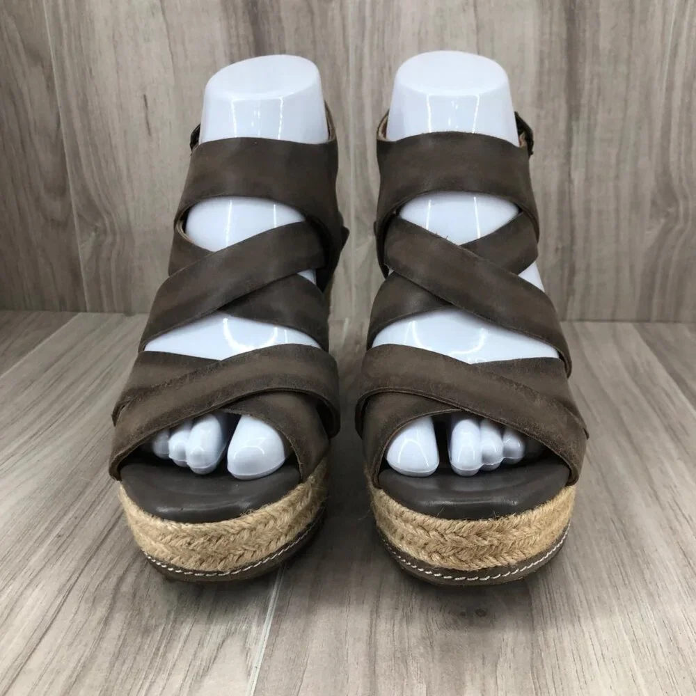 Clarks Indigo Wedge Sandals Womens 7M Taupe Leather Buckle Strap Espadrille